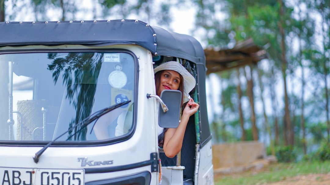 CATEGORY: Telecom TAGS: Sri Lanka mobile data offers, SLT fiber packages, Starlink